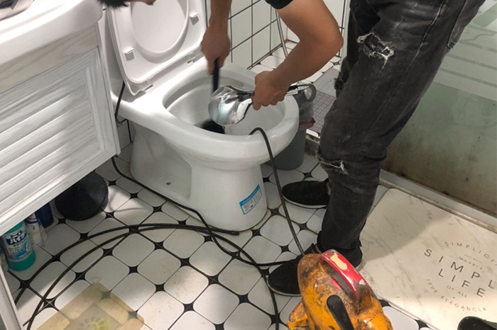 陕州疏通下水道