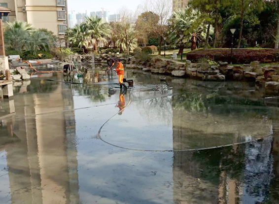 陕州景观池淤泥清理